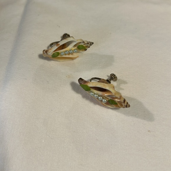 ♥️👗9 pair of vintage clip on earrings 👗❣️ - Picture 3 of 5